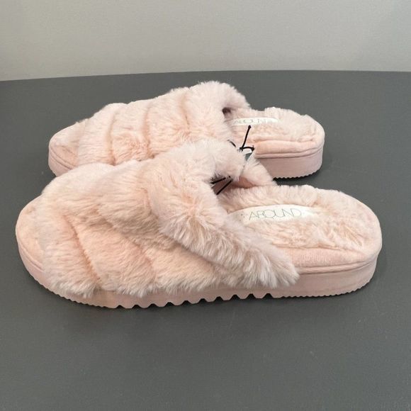 NWT ABOUND Pink Wynter‎ Fab Faux Fur Slip On Slipper Sandals (S-5/6) - Picture 3 of 9